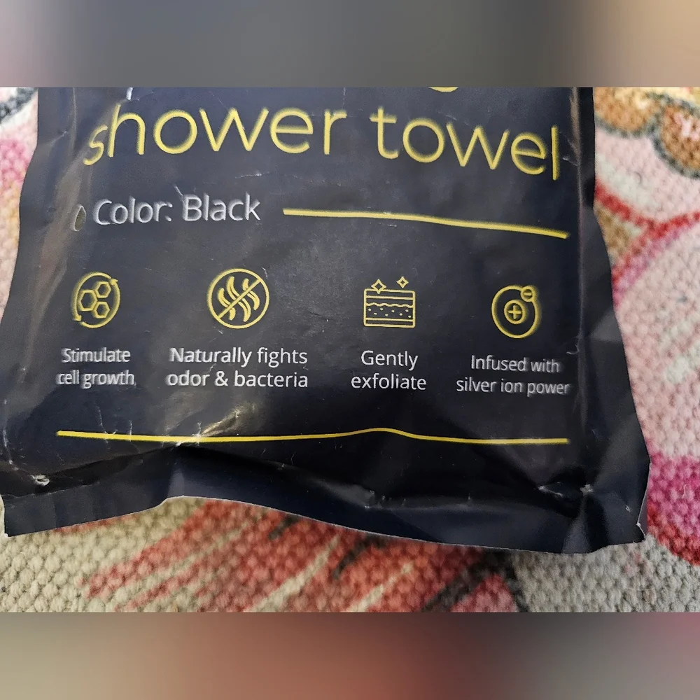 Sima Japanese Exfoliating Shower Towel - Black
